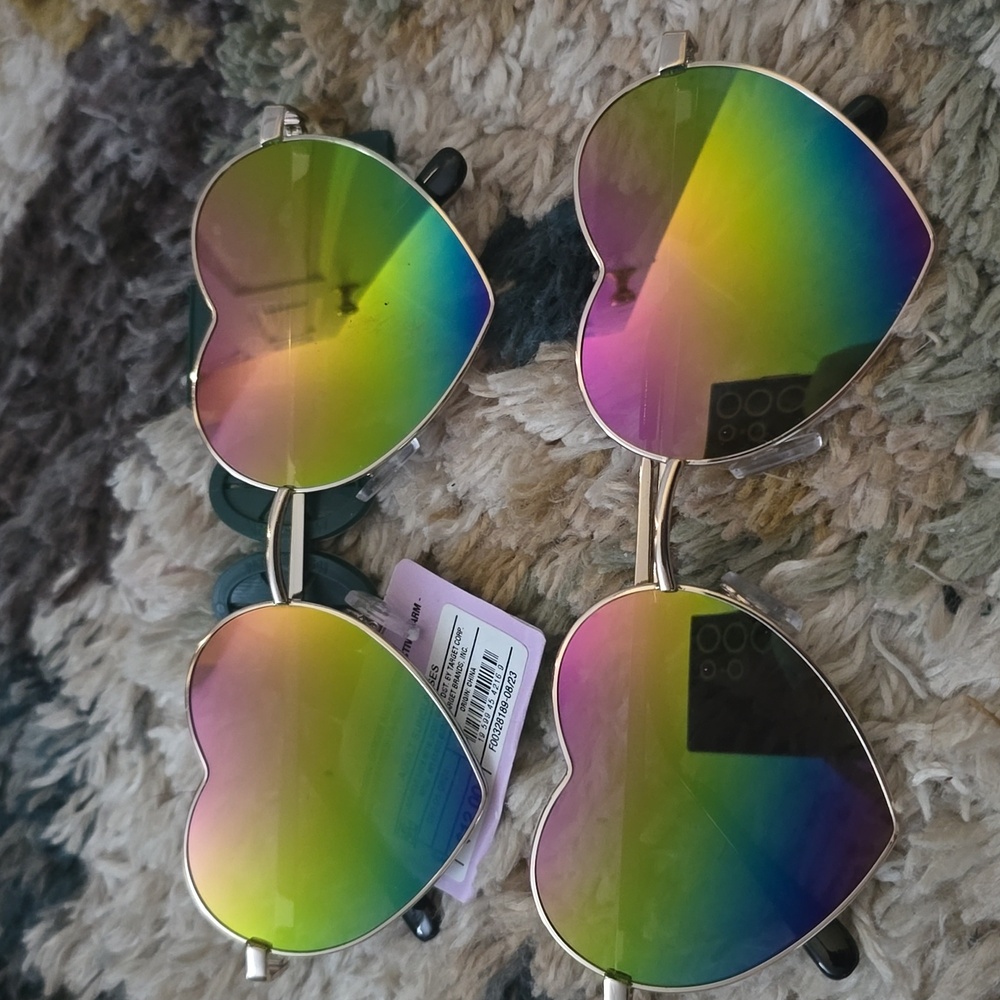 Rainbow heart glasses